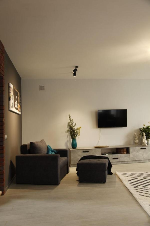 Uzhorod 3 Room Lovely House Екстериор снимка