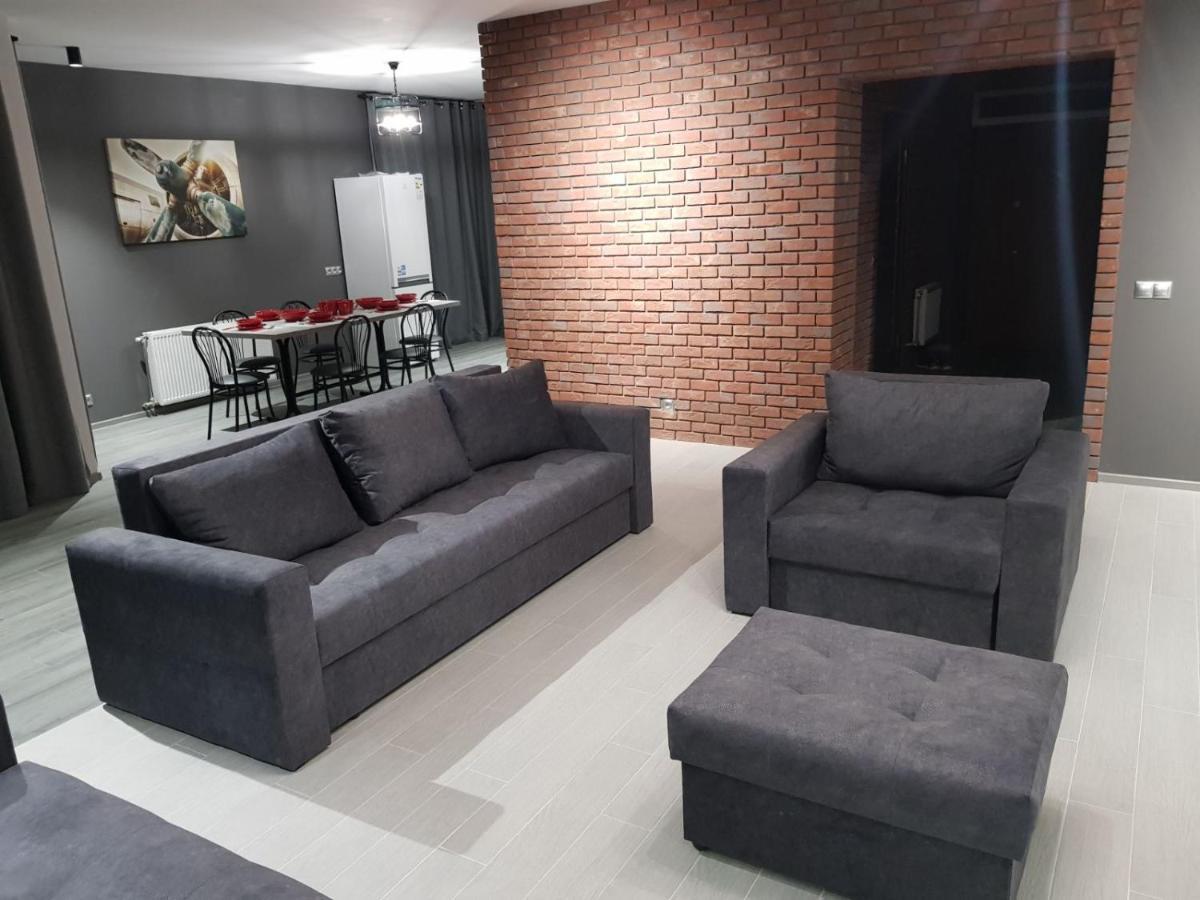 Uzhorod 3 Room Lovely House Екстериор снимка