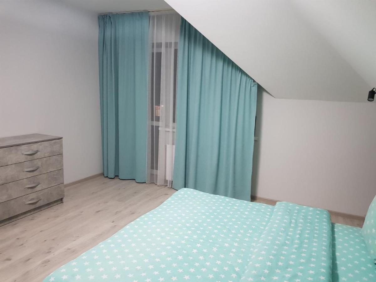 Uzhorod 3 Room Lovely House Екстериор снимка